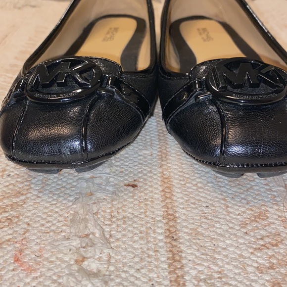 Michael Kors Flats - Picture 3 of 10